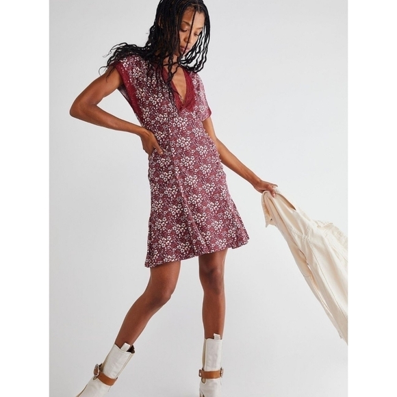 NWT Free People  Sweet Talker Floral Mini Dress Burgundy Large - Picture 1 of 13